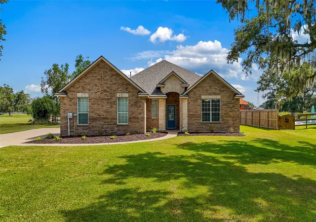 Photo 1 of Single family home for sale at 1132 Quarter Horse Trl, Angleton, TX 77515 | MLS# 30836606 | Listing updated on 2026-09-06