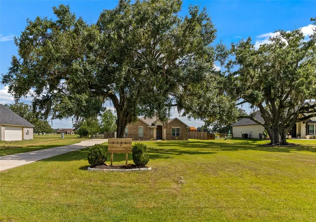 Photo 3 of Single family home for sale at 1132 Quarter Horse Trl, Angleton, TX 77515 | MLS# 30836606 | Listing updated on 2026-09-06