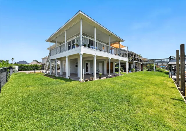 Photo 1 of Single family home for sale at 1127 Redfish St, Hitchcock, TX 77563 | MLS# 43247626 | Listing updated on 2026-09-18