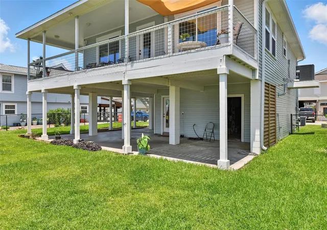 Photo 3 of Single family home for sale at 1127 Redfish St, Hitchcock, TX 77563 | MLS# 43247626 | Listing updated on 2026-09-18
