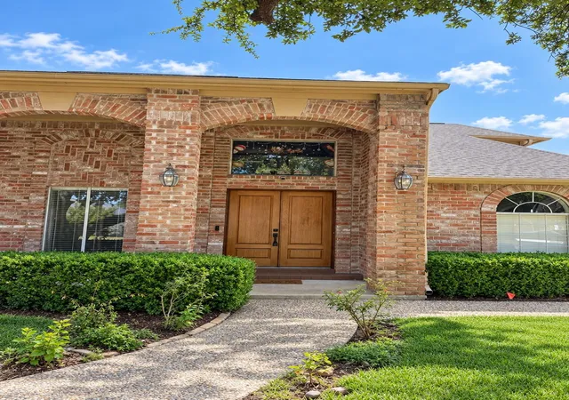 Photo 1 of Single family home for sale at 12419 Burgoyne Dr, Houston, TX 77077 | MLS# 62996843 | Listing updated on 2026-09-24