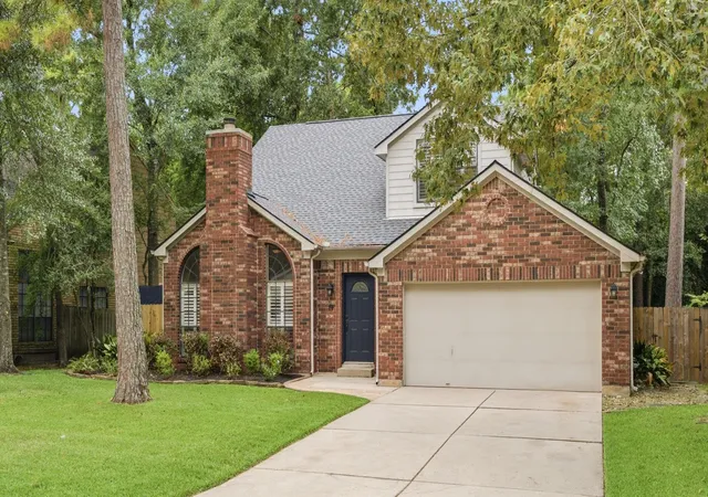 Photo 2 of Sale Pending at 19 Village Knoll Pl, Spring, TX 77381 | MLS# 72160196 | Listing updated on 2026-09-14