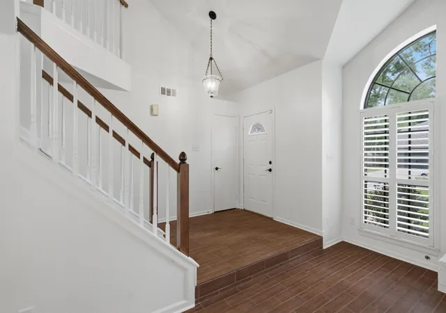 Photo 3 of Sale Pending at 19 Village Knoll Pl, Spring, TX 77381 | MLS# 72160196 | Listing updated on 2026-09-14