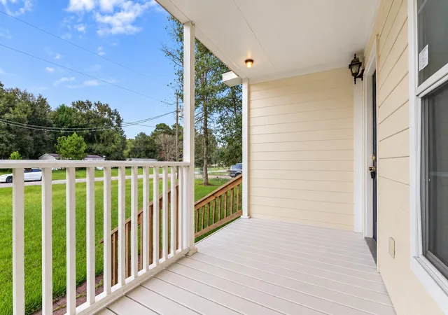 Photo 3 of Single family home for sale at 126 County Rd 2802, Cleveland, TX 77327 | MLS# 42880604 | Listing updated on 2026-10-06
