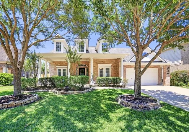 Photo 2 of Single family home for sale at 7715 Byp Green Ln, Sugar Land, TX 77479 | MLS# 49803736 | Listing updated on 2026-10-07