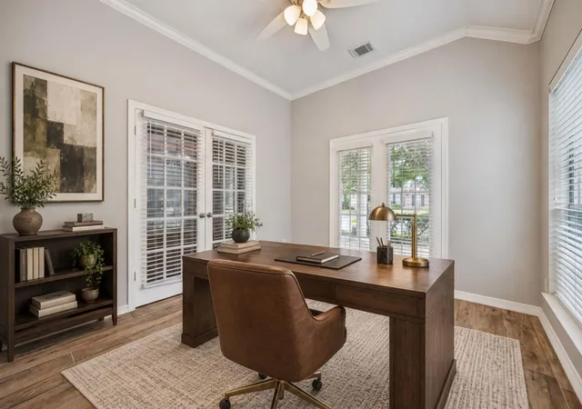 Photo 3 of Single family home for sale at 7715 Byp Green Ln, Sugar Land, TX 77479 | MLS# 49803736 | Listing updated on 2026-10-07