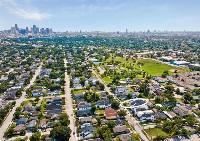 Photo 3 of Land for sale at 1211 Northwood St, Houston, TX 77009 | MLS# 2944042 | Listing updated on 2026-09-19