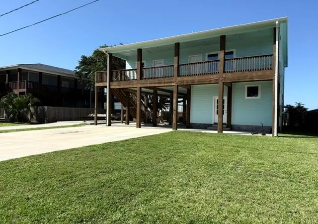 Photo 3 of Single family home for sale at 146 Port Ave, Rockport, TX 78382 | MLS# 19311020 | Listing updated on 2026-09-23