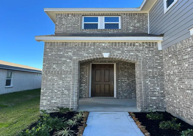 Photo 3 of Single family home for sale at 15706 Tawny Stark Dr, Houston, TX 77044 | MLS# 73736479 | Listing updated on 2026-09-06