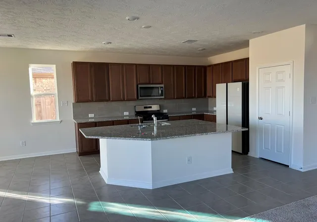 Photo 4 of Single family home for sale at 15706 Tawny Stark Dr, Houston, TX 77044 | MLS# 73736479 | Listing updated on 2026-09-06