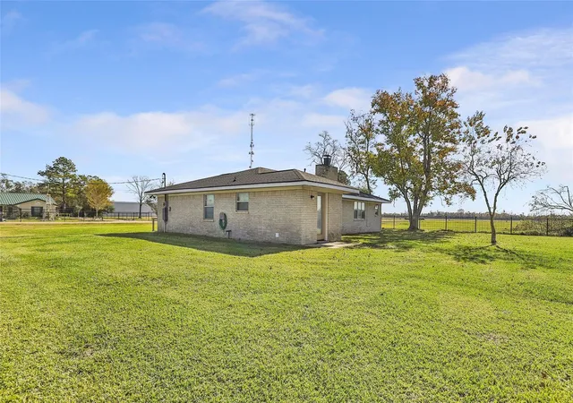 Photo 3 of Single family home for sale at 17219 Janacek Rd, Crosby, TX 77532 | MLS# 11019519 | Listing updated on 2026-09-18