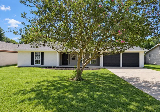 Photo 1 of Single family home for sale at 9419 Val Verde St, Houston, TX 77063 | MLS# 38591322 | Listing updated on 2026-09-27