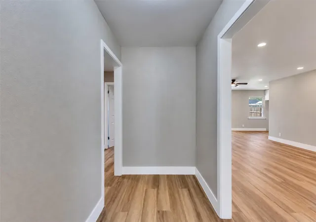 Photo 3 of Single family home for sale at 9419 Val Verde St, Houston, TX 77063 | MLS# 38591322 | Listing updated on 2026-09-27