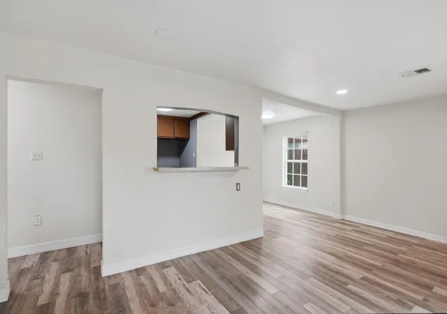 Photo 2 of Single family home for sale at 602 Garrett St, Pasadena, TX 77506 | MLS# 70760326 | Listing updated on 2026-09-20