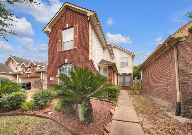 Photo 1 of Single family home for sale at 21610 Spring Vine Ln, Katy, TX 77450 | MLS# 39588455 | Listing updated on 2026-09-03