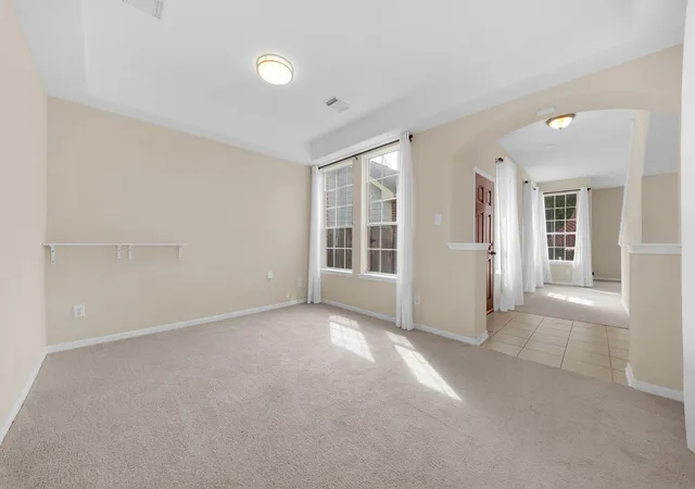 Photo 4 of Single family home for sale at 21610 Spring Vine Ln, Katy, TX 77450 | MLS# 39588455 | Listing updated on 2026-09-03