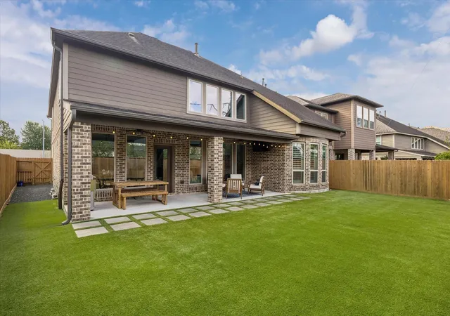 Photo 3 of Single family home for sale at 1616 Hewitt Dr, Houston, TX 77018 | MLS# 55619029 | Listing updated on 2026-09-22