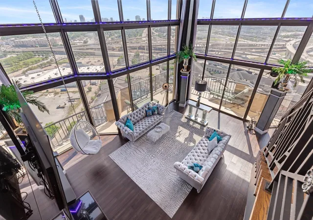 Condo for sale at 3350 Mccue Rd #2404, Houston, TX 77056 | MLS# 58758368 | Listing updated on 2026-09-11