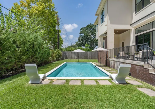 Photo 4 of Single family home for sale at 5427 Maple St, Houston, TX 77096 | MLS# 79122790 | Listing updated on 2026-09-13