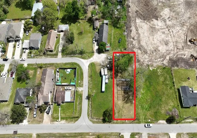 Photo 2 of Land for sale at 7438 Maxroy St, Houston, TX 77088 | MLS# 924948 | Listing updated on 2026-10-05