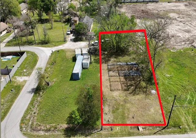 Photo 3 of Land for sale at 7438 Maxroy St, Houston, TX 77088 | MLS# 924948 | Listing updated on 2026-10-05