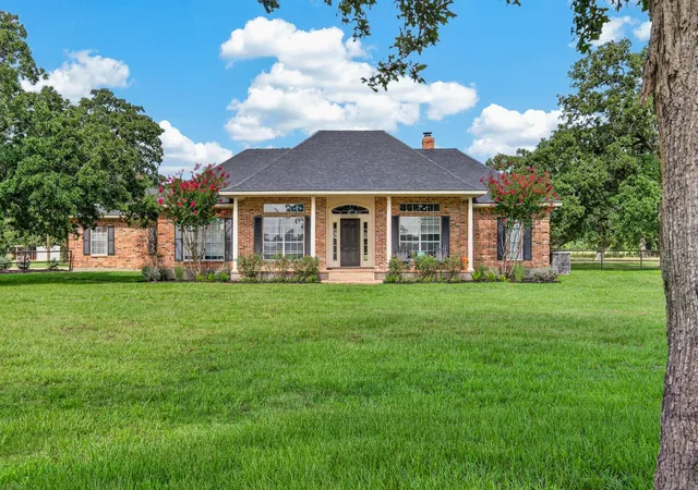 Photo 1 of Single family home for sale at 4948 Koppe Brg Rd, College Station, TX 77845 | MLS# 27559087 | Listing updated on 2026-09-19