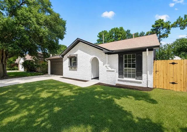 Photo 1 of Single family home for sale at 13814 Bella Dr, Cypress, TX 77429 | MLS# 98030782 | Listing updated on 2026-09-20