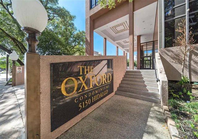Condo for sale at 5150 Hidalgo St #1604, Houston, TX 77056 | MLS# 33457267 | Listing updated on 2026-09-16
