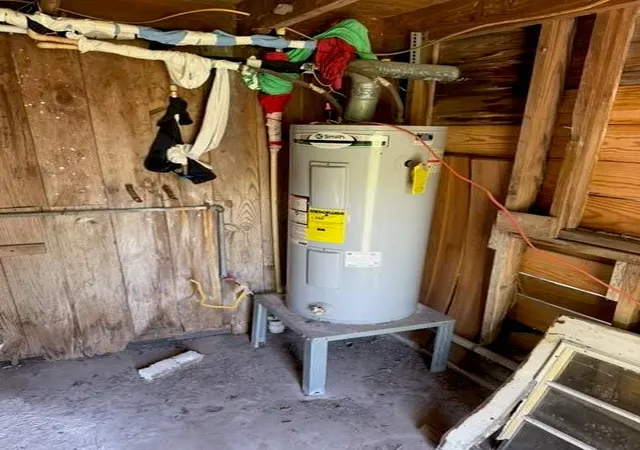 Photo 3 of Single family home for sale at 215 3rd Avenue N, Texas City, TX 77590 | MLS# 94589858 | Listing updated on 2026-09-19