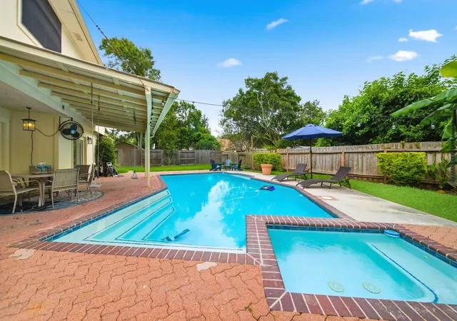 Photo 3 of Single family home for sale at 3815 W Valley Dr, Missouri City, TX 77459 | MLS# 43238093 | Listing updated on 2026-09-19