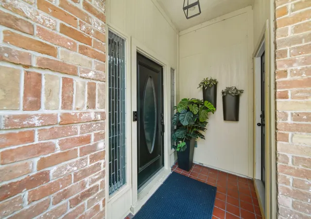 Photo 4 of Single family home for sale at 3815 W Valley Dr, Missouri City, TX 77459 | MLS# 43238093 | Listing updated on 2026-09-19