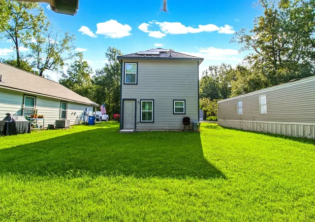 Photo 3 of Single family home for sale at 353 Hunters Glen, Livingston, TX 77351 | MLS# 91531781 | Listing updated on 2026-09-25