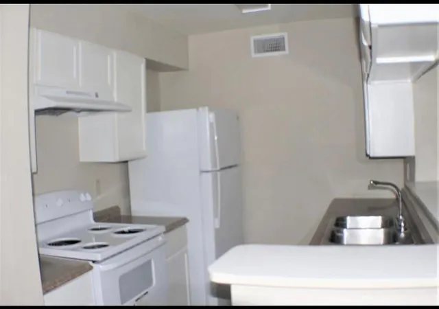 Photo 4 of Condo for sale at 10100 S Gessner Rd #215, Houston, TX 77071 | MLS# 80591914 | Listing updated on 2026-09-03