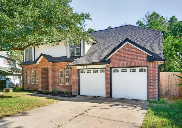 Photo 1 of Single family home for sale at 2218 Pincher Crk Dr, Spring, TX 77386 | MLS# 74105918 | Listing updated on 2026-10-06