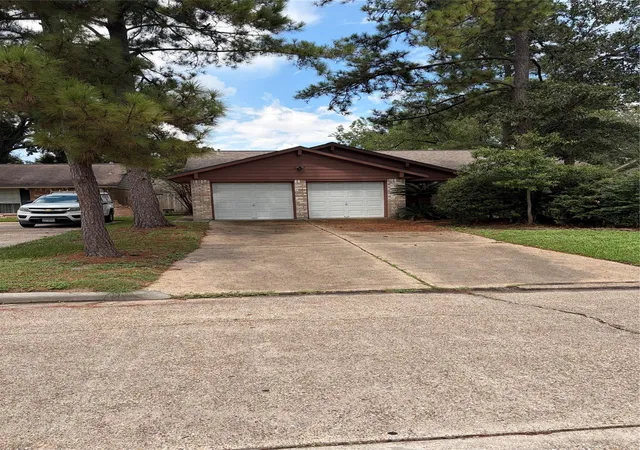 Photo 1 of Sale Pending at 2415 Tinechester Dr, Kingwood, TX 77339 | MLS# 85600181 | Listing updated on 2026-09-23