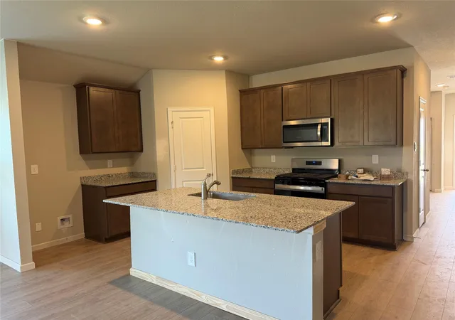 Photo 2 of Single family home for sale at 916 Legrand St, Brenham, TX 77833 | MLS# 90648212 | Listing updated on 2026-09-22