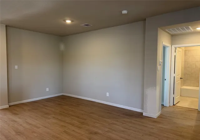 Photo 3 of Single family home for sale at 916 Legrand St, Brenham, TX 77833 | MLS# 90648212 | Listing updated on 2026-09-22