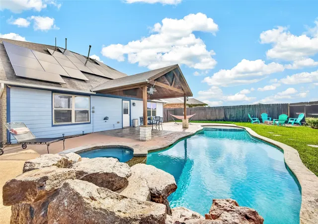 Photo 1 of Single family home for sale at 18203 Sonora Brk Ln, Richmond, TX 77407 | MLS# 31737075 | Listing updated on 2026-09-20