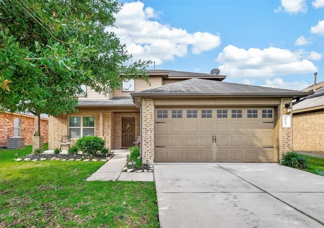 Photo 2 of Single family home for sale at 18203 Sonora Brk Ln, Richmond, TX 77407 | MLS# 31737075 | Listing updated on 2026-09-20
