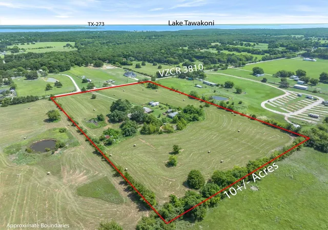 Photo 2 of Single family home for sale at 2499 Vz County Rd 3810, Wills Point, TX 75169 | MLS# 4891790 | Listing updated on 2026-09-28