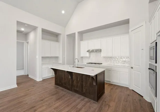 Photo 3 of Single family home for sale at 12222 Hudson Dr, Mont Belvieu, TX 77523 | MLS# 10770582 | Listing updated on 2026-09-20