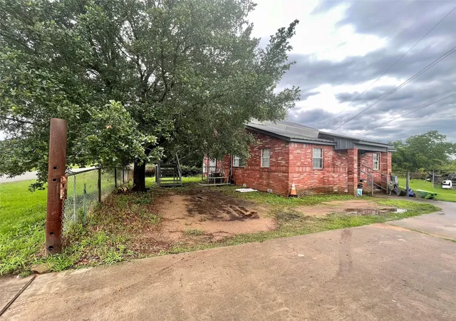 Photo 2 of Single family home for sale at 20661 Cochran Rd, Hempstead, TX 77445 | MLS# 52372956 | Listing updated on 2026-09-02