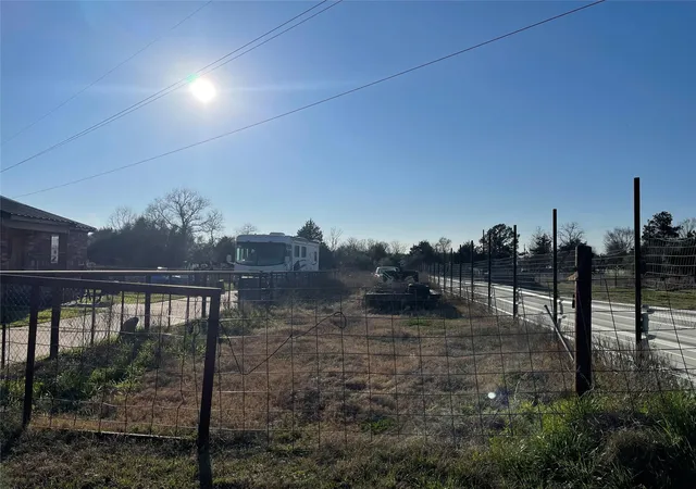 Photo 4 of Single family home for sale at 20661 Cochran Rd, Hempstead, TX 77445 | MLS# 52372956 | Listing updated on 2026-09-02
