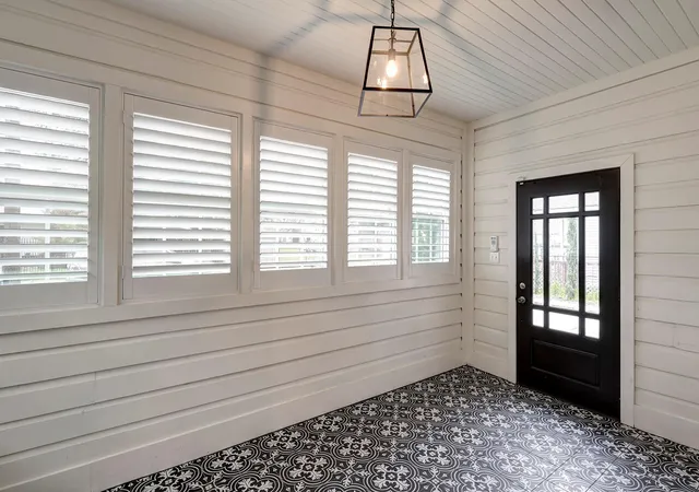 Photo 2 of Single family home for sale at 818 Wilkes St, Houston, TX 77009 | MLS# 25213314 | Listing updated on 2026-09-19
