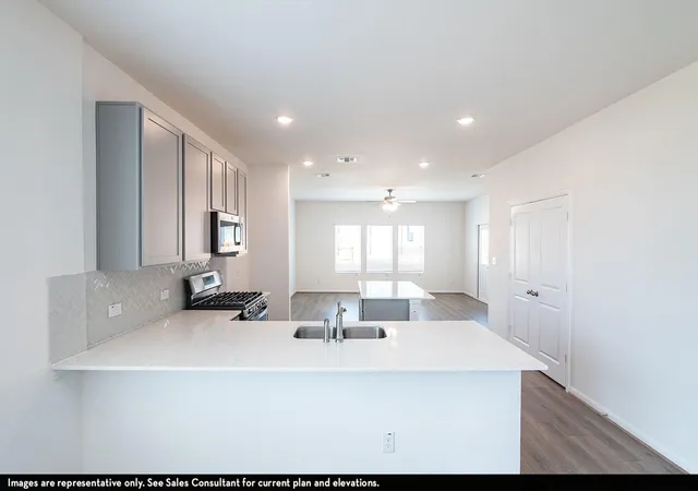 Photo 4 of Single family home for sale at 9015 Gull Cyn Dr, Baytown, TX 77521 | MLS# 56377222 | Listing updated on 2026-09-24