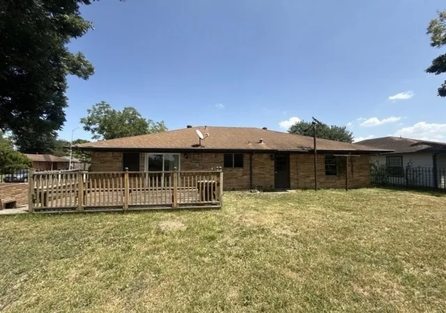 Photo 2 of Single family home for sale at 602 Nest Ln, Houston, TX 77022 | MLS# 34994964 | Listing updated on 2026-09-11