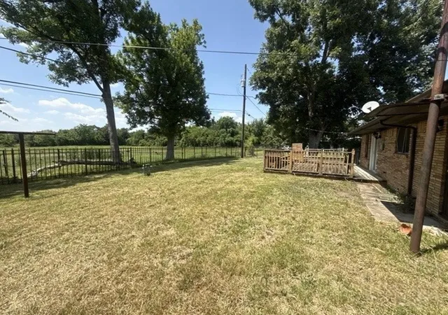 Photo 3 of Single family home for sale at 602 Nest Ln, Houston, TX 77022 | MLS# 34994964 | Listing updated on 2026-09-11
