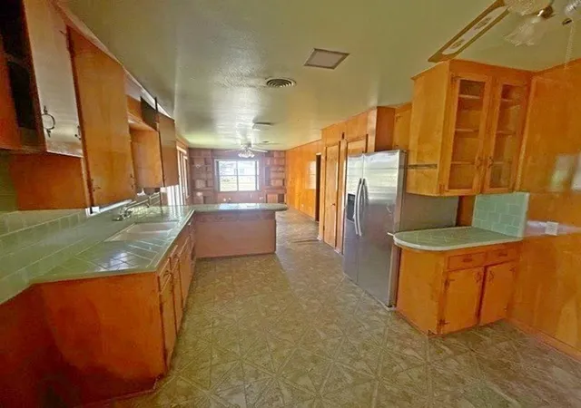 Photo 3 of Single family home for sale at 602 Nest Ln, Houston, TX 77022 | MLS# 34994964 | Listing updated on 2026-09-11