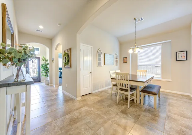 Photo 4 of Single family home for sale at 34 Indian Wells Dr, Manvel, TX 77578 | MLS# 24826000 | Listing updated on 2026-09-05