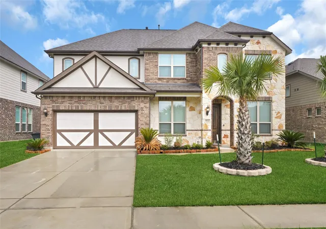 Photo 2 of Single family home for sale at 9611 Battleford Dr, Tomball, TX 77375 | MLS# 52786896 | Listing updated on 2026-09-15